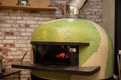 Неаполитанская печь для пиццы на дровах 
